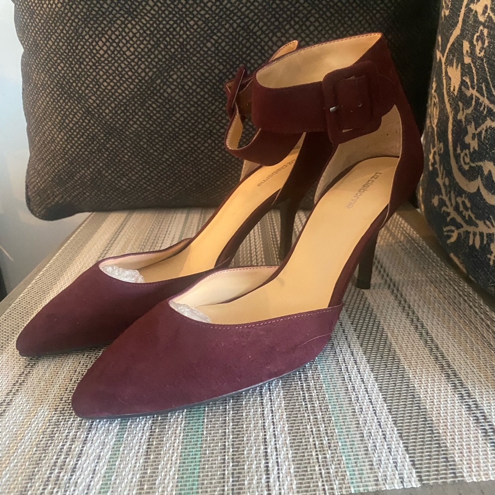 Liz Claiborne Maroon Ankle Strap Heels